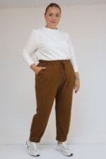 Büyük Beden Paçasında İnci Çakma Modal Pantolon - Taba - 59027 - Görsel 2