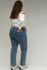 Büyük Beden Paçası Taş Detaylı Boru Paça Kot Pantolon - Kar Yıkama Buz Mavi - 59044 - Görsel 4