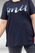 Büyük Beden Yakası Biyeli Baskılı Penye Tişört - Siyah - 68503 - Görsel 2
