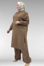 57029 Büyük Beden Yarım Patlı Yırtmaçlı Pantolonlu Takım - Taba - Large Moda - Görsel 4