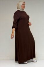 Büyük Beden Kolu Lastikli Penye Elbise - Kahve - 22008 - Görsel 4