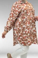 Büyük Beden Yanları Yırtmaçlı Kolları Lastikli Mango Tunik - Çiçek Desenli Kahve - 68010 - Görsel 2