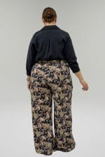 Büyük Beden Beli Lastikli Cepli Bol Paça Mango Pantolon - Etnik Desen Siyah - 69013 - Görsel 4
