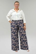 Büyük Beden Beli Lastikli Cepli Bol Paça Mango Pantolon - Etnik Desen Lacivert - 69013 - Görsel 3
