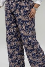 Büyük Beden Beli Lastikli Cepli Bol Paça Mango Pantolon - Etnik Desen Lacivert - 69013 - Görsel 2