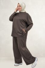 Büyük Beden Eteği Oval Kesim Modal Pantolonlu Takım - Kahve - 67082 - Görsel 3