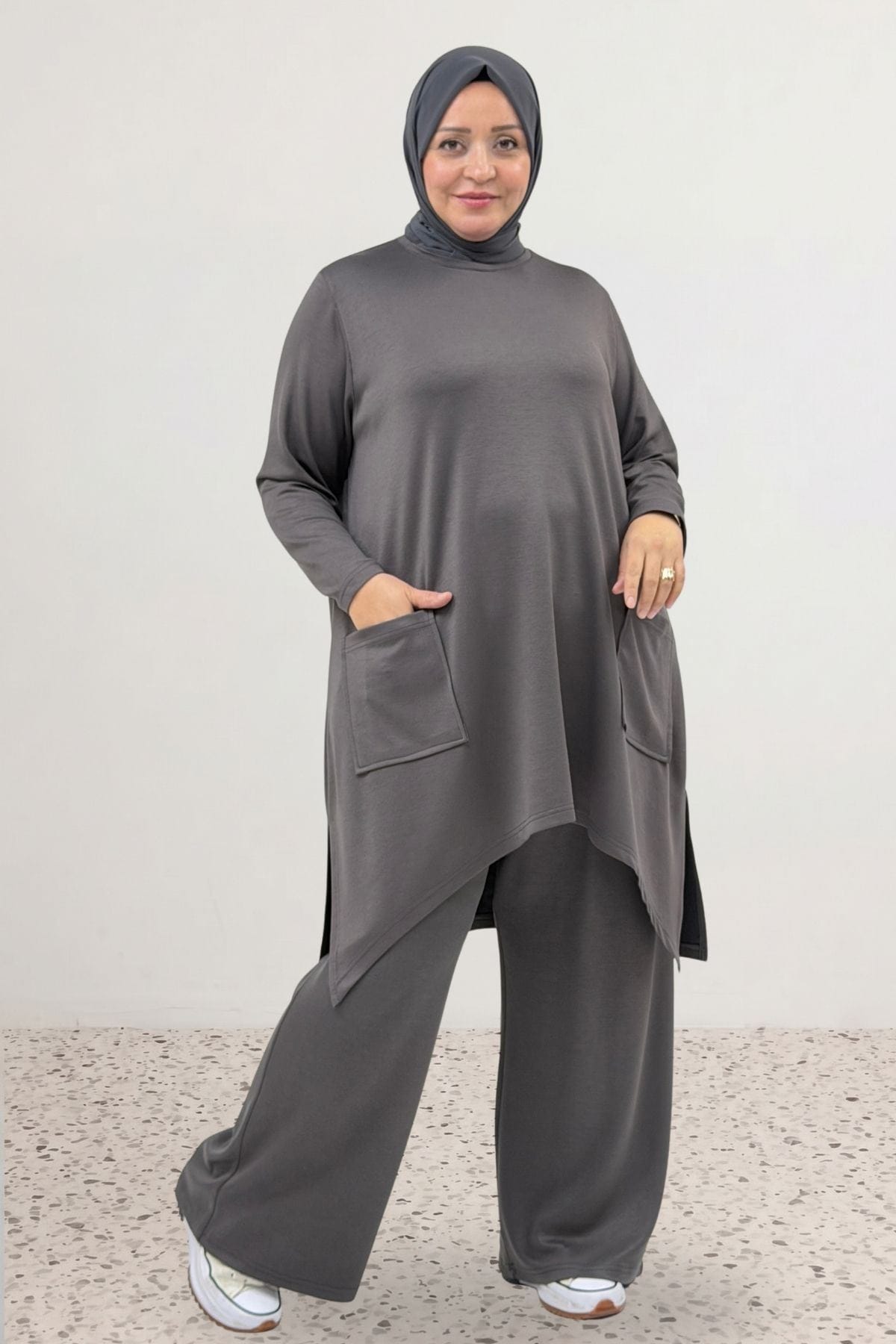 0237549_68086-buyuk-beden-etegi-oval-kesim-modal-tunik-antrasit Büyük Beden Eteği Oval Kesim Modal Tunik - Antrasit - 68086 - Görsel 1
