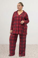 Büyük Beden Boydan Düğmeli Desenli Süet Pijama Takımı - Bordo Kare Desenli - 67811 - Görsel 2