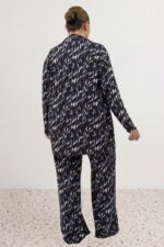 Büyük Beden Boydan Düğmeli Desenli Süet Pijama Takımı - Laci-Vizon Desenli - 67811 - Görsel 6
